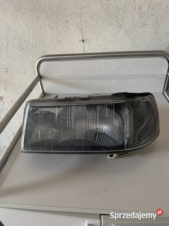 Lampa przednia Audi 80 Nowa Sól