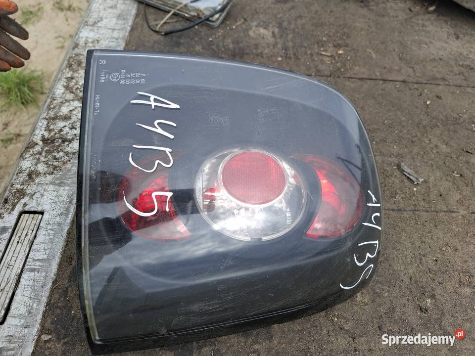 Lampa Prawa Tył Audi A4 B5 Pozostałe Wisznice