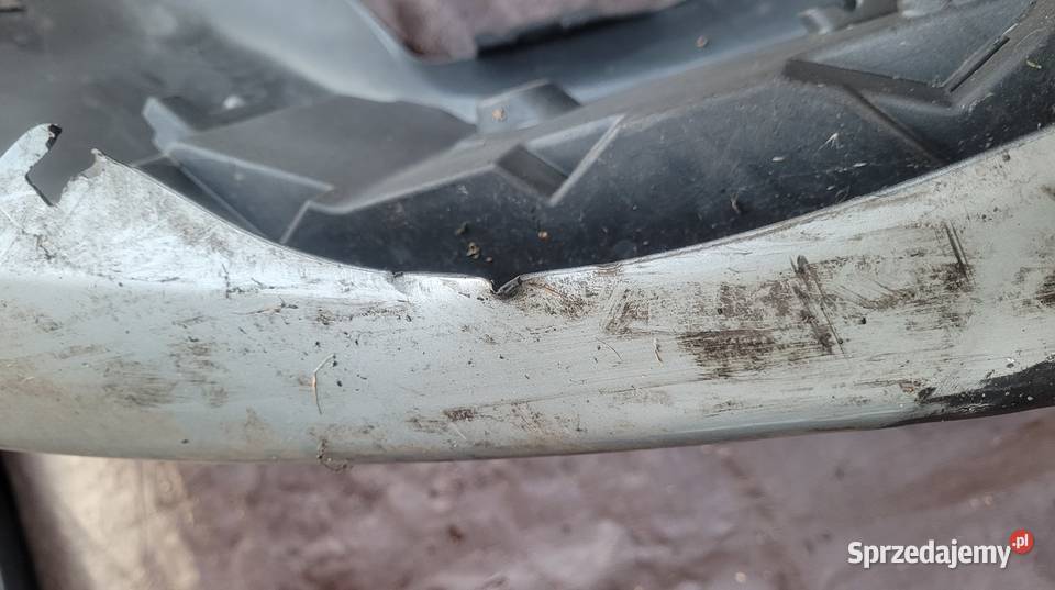 TOYOTA AURIS II LIFT FL 15 ZDERZAK PRZEDNI PRZÓD Ruda Śląska