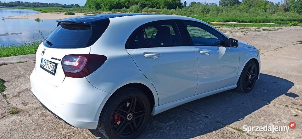 Mercedes A180 benzyna wielofunkcyjna kierownica