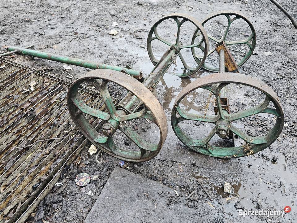 Oś osie Młocarni MS1 Koła żeliwne Drzewica sprzedam