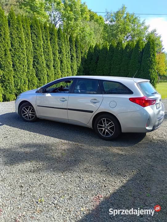 Tpyota Auris TS bęzyna 16 Pakosławice
