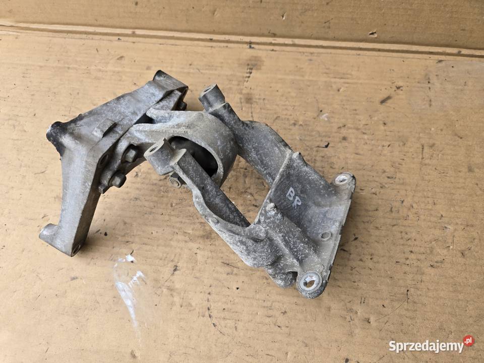 Subaru Outback IV BR łapa przedni uchwyt silnika Legnica sprzedam