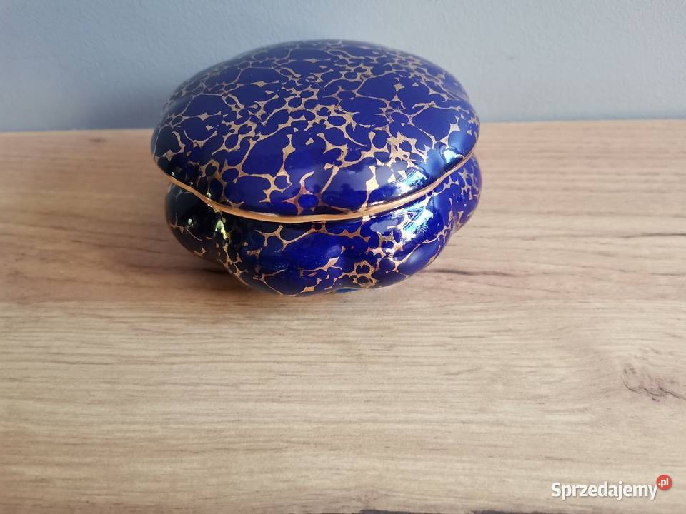 Stara bomboniera porcelana porcelit Chodzież Ira Katowice