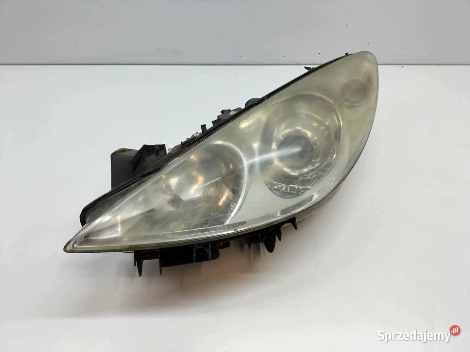 LAMPA PRZÓD LEWA EU SOCZEWKA 9681834880 Peugeot świętokrzyskie