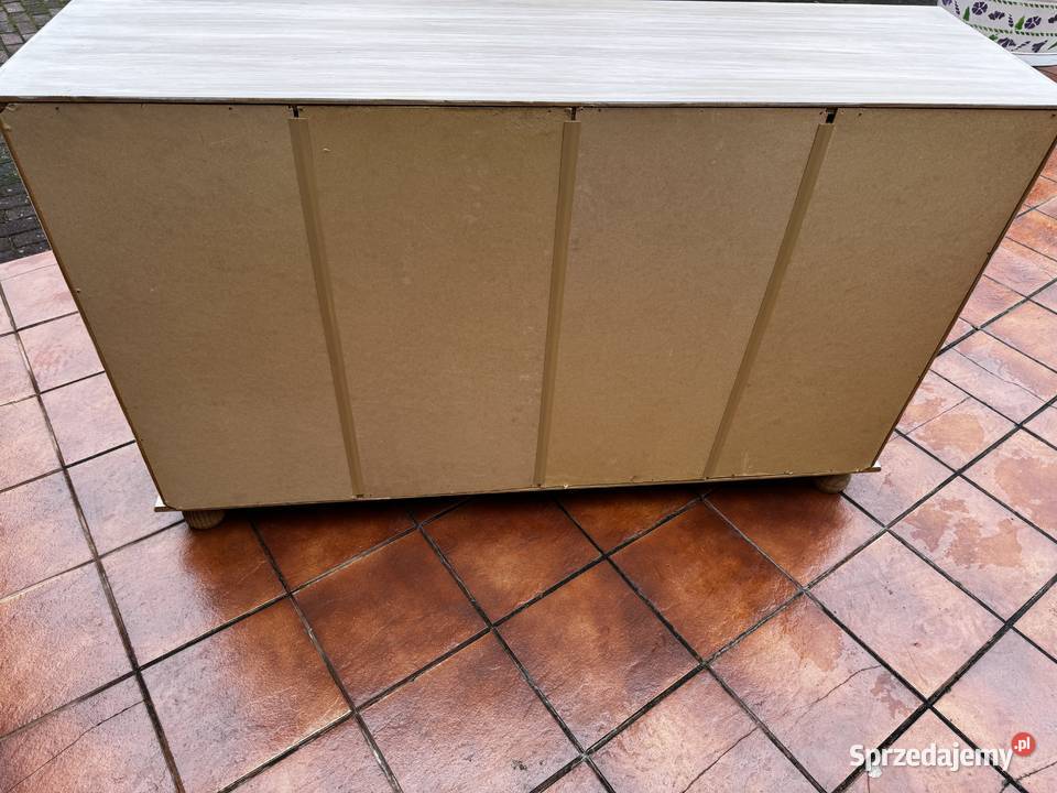 Komoda apteczna drewniana z szufladami bielona Garwolin