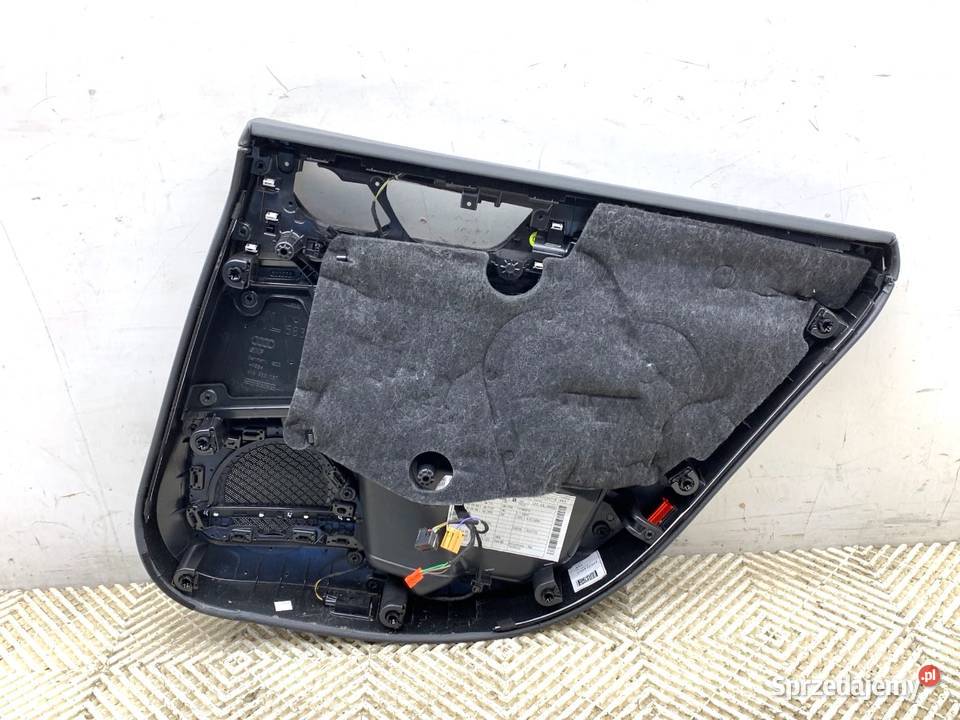 BOCZEK DRZWI LEWY TYŁ AUDI A7 C8 SportowyCoupe