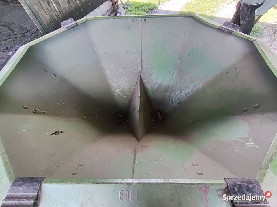 Rozsiewacz Amazone E 602 Jurów sprzedam