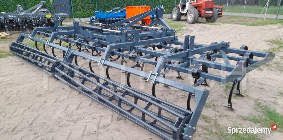 Kultywator agregat uprawowościerniskowy 6 m zęby Białystok sprzedam