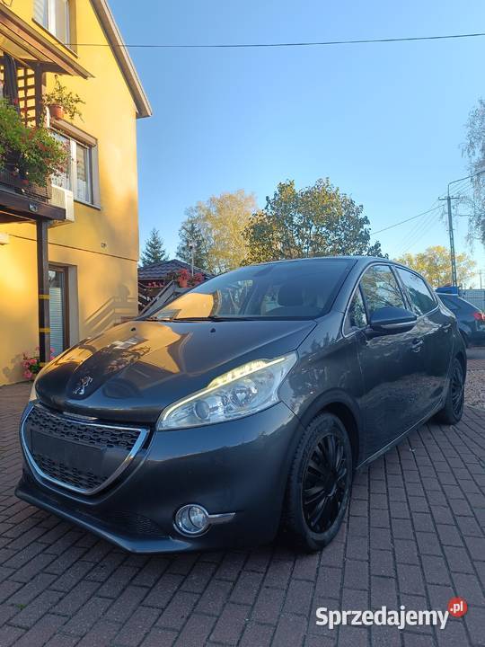 Peugeot 208 1.6 benzyna