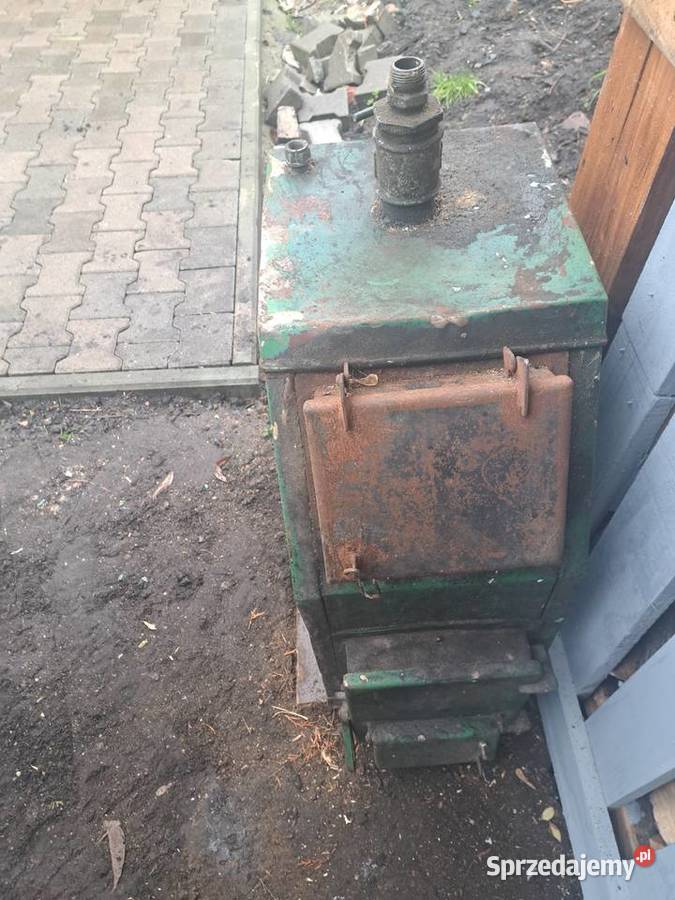 Piec używany na węgiel drzewo