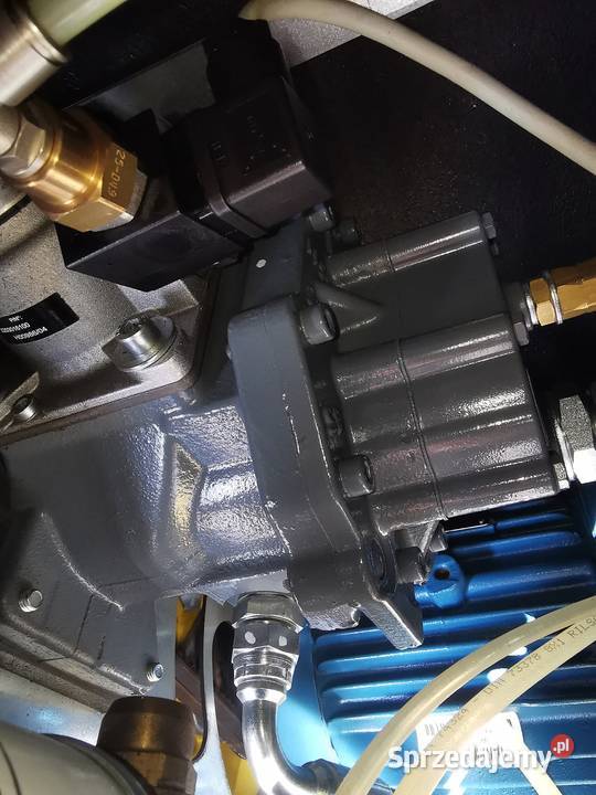 1200h 55kw 800L Sprężarka śrubowa MARK 10bar sprzedam