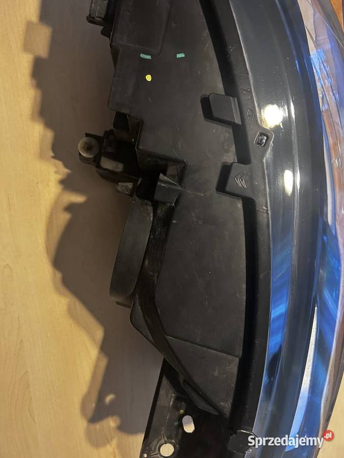 Sprzedam dwie lampy w komplecie do citroena c4 Kielce