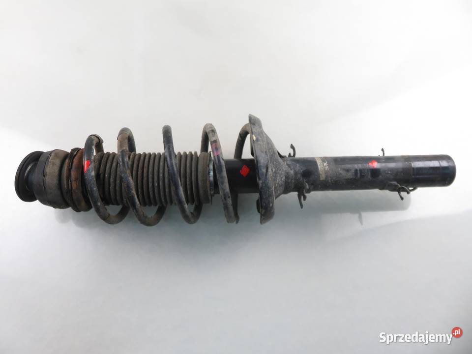 MCPERSON PRAWY PRZEDNI AUDI A3 8L 18 AGN Amortyzatory