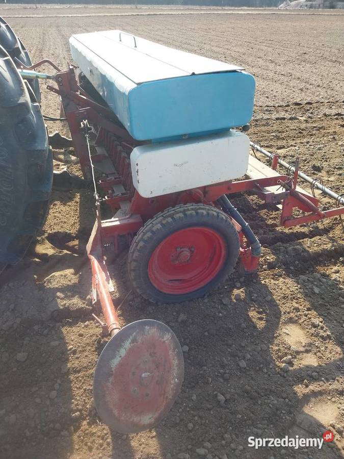 Siewnik Isaria 6000 Siewniki i sadzarki Sejny