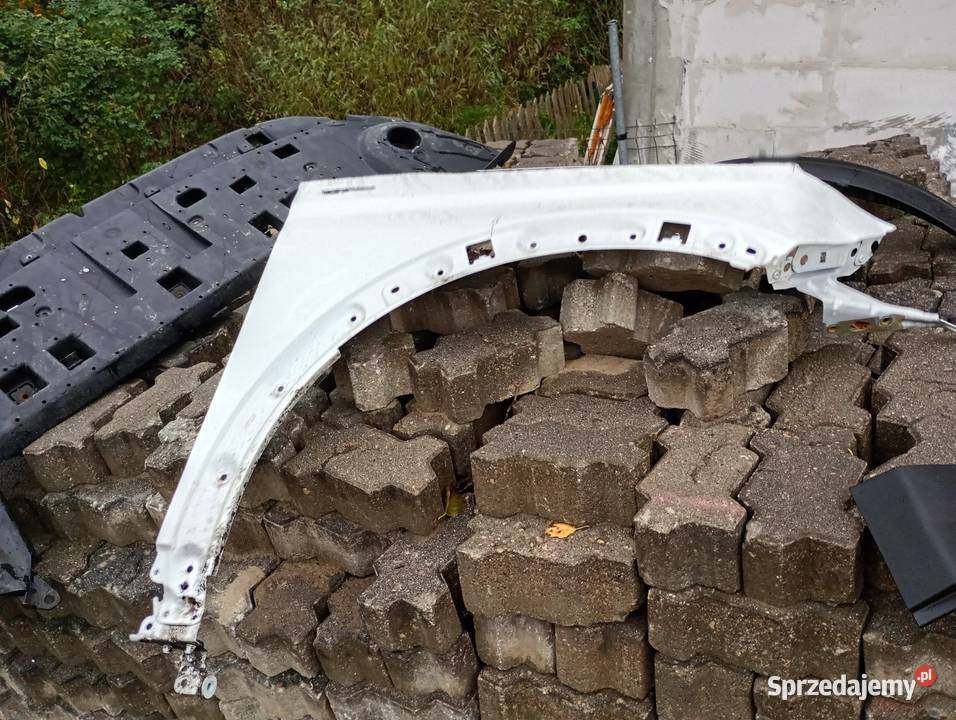 Błotnik przedni biala perła kod lakieru KWED Części samochodowe Białystok