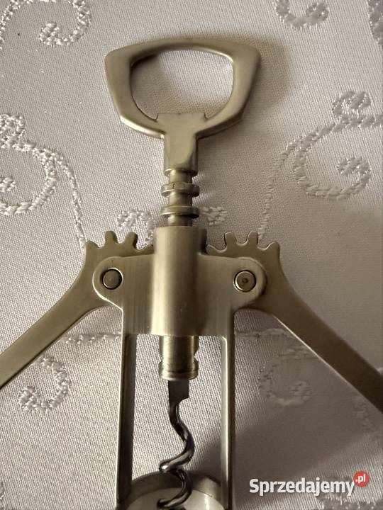 Korkociąg skrzydłowy metalowy motylkowy do wina