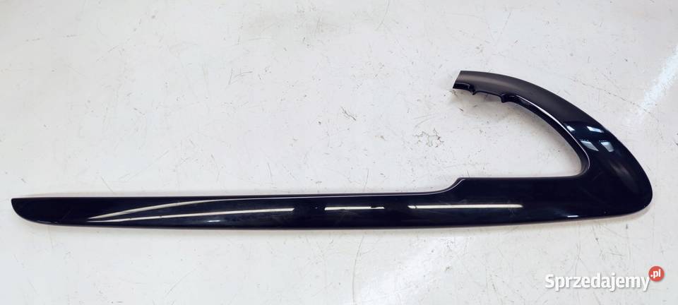LISTWA DEKORY DRZWI LEWY AUDI A3 8P 8P3867409A Przystajń