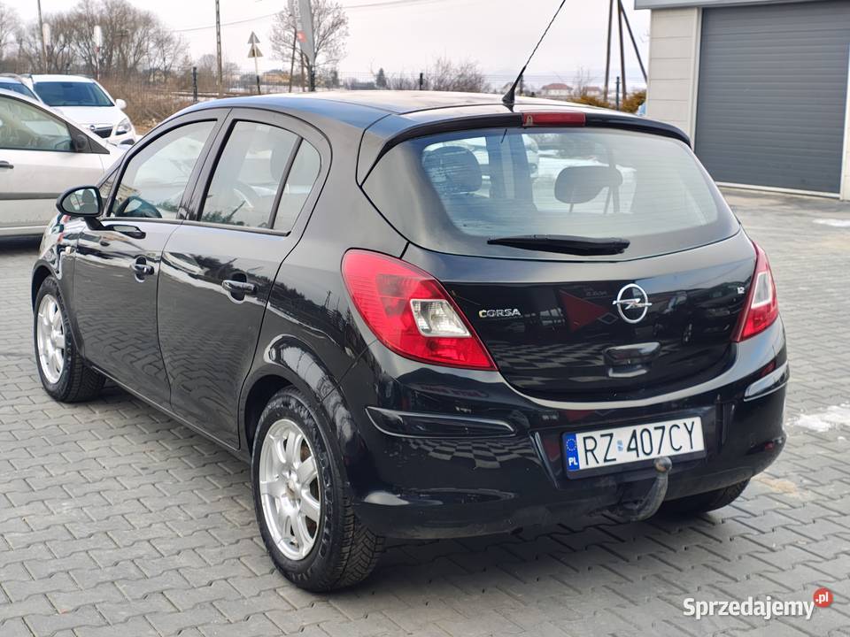 Opel Corsa ZAREJESTROWANY ZIMOWE OPONY sprowadzony Zarszyn