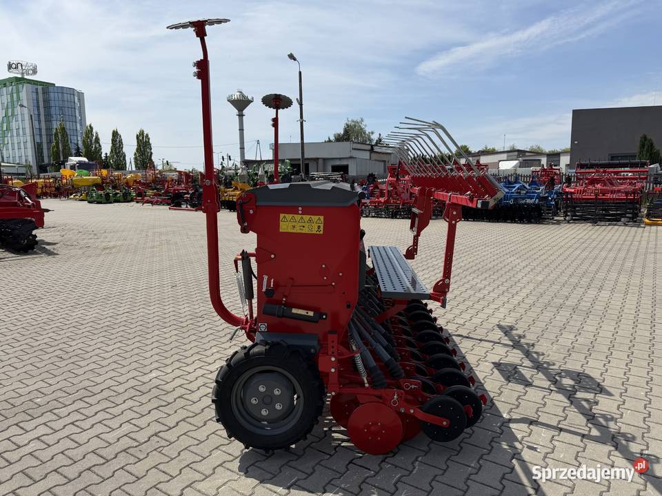 Mechaniczny siewnik zbożowy Poznaniak 5103 Siewniki i sadzarki Opatówek