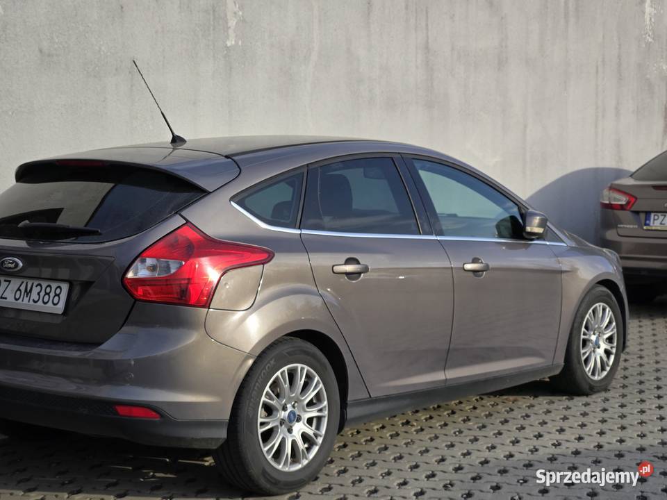 Ford Focus Komorniki