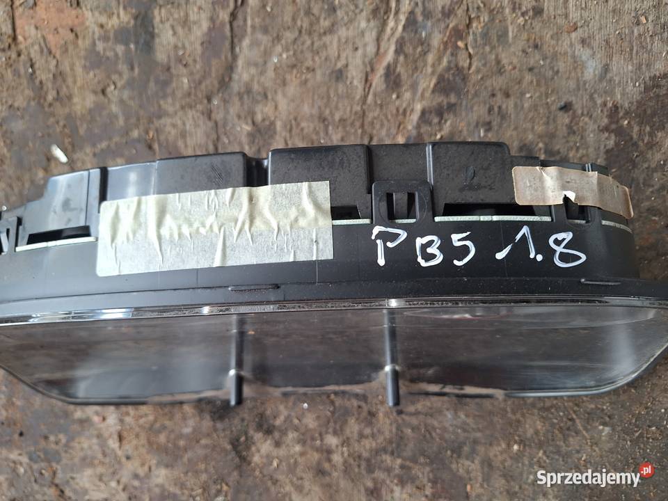Licznik Zegary Volkswagen Passat B5 18B osobowe Wisznice