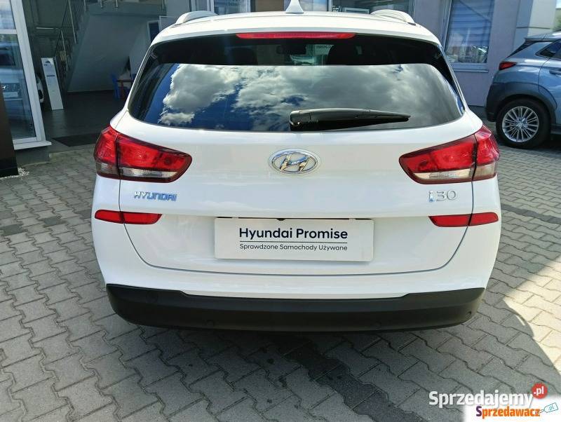 Hyundai i30 16 cdri 2019 comfort kombi manualna mazowieckie Warszawa sprzedam