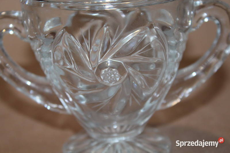 Kryształowa bomboniera Irena 702 Porcelana i szkło Szczecin