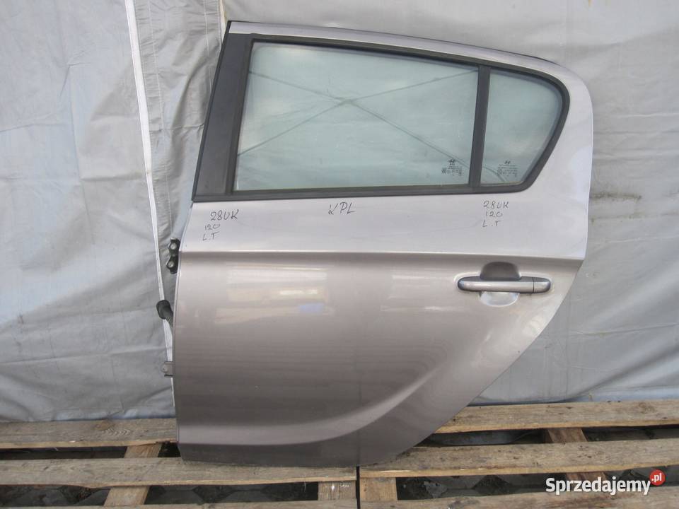 HYUNDAI I20 I LIFT 13r HB 5D drzwi lewe tył osobowe świętokrzyskie