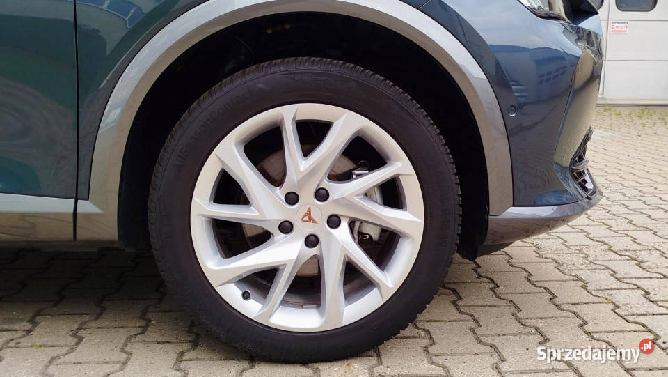 Cupra Formentor 20 TSI 190 4Drive Faktura 23 światła do jazdy dziennej