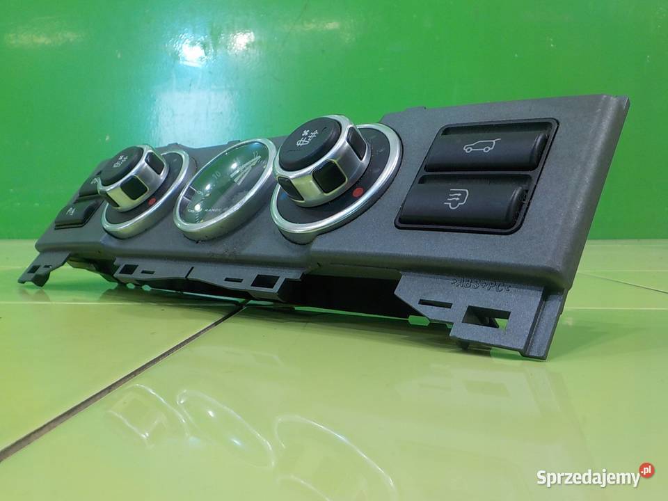 RANGE ROVER L322 36 TD V8 06r 5D panel