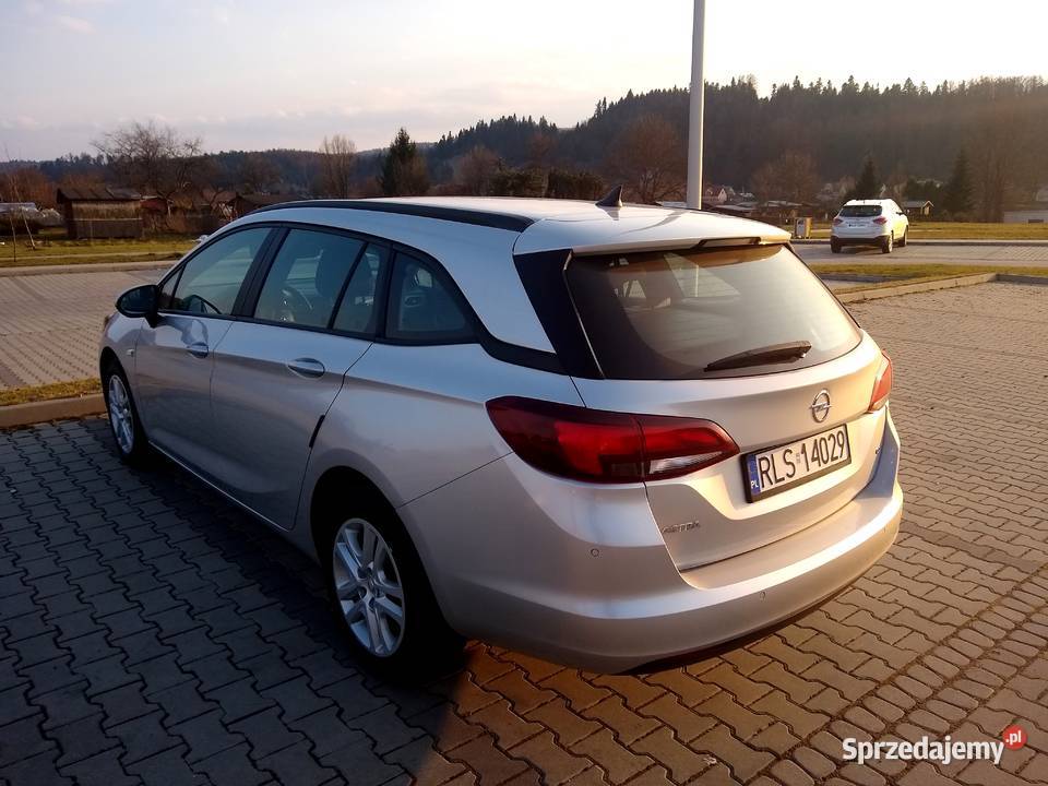 Opel astra k 2017