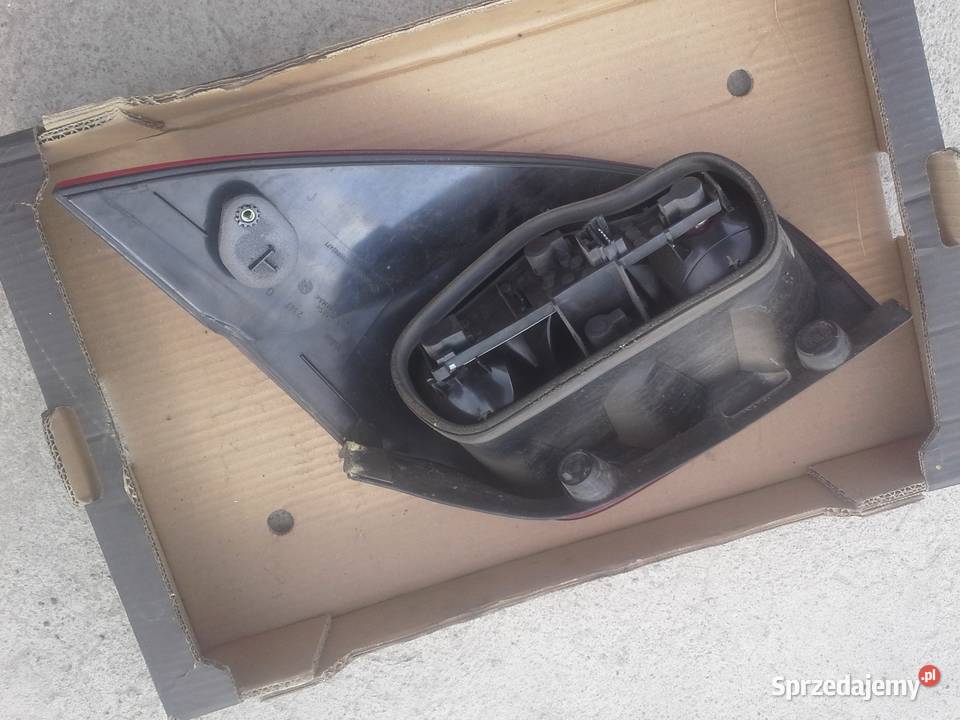 lampa tył Renault Laguna 2 kombi 2003r Części Dębno sprzedam