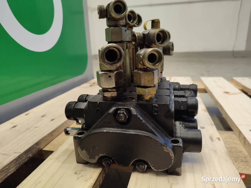 Rozdzielacz hydrauliczny Parker 3469204211