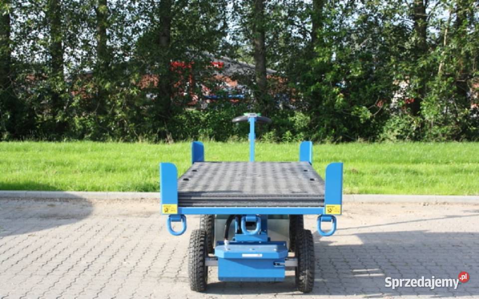 Wózek platformowy elektryczny do transportu płyt