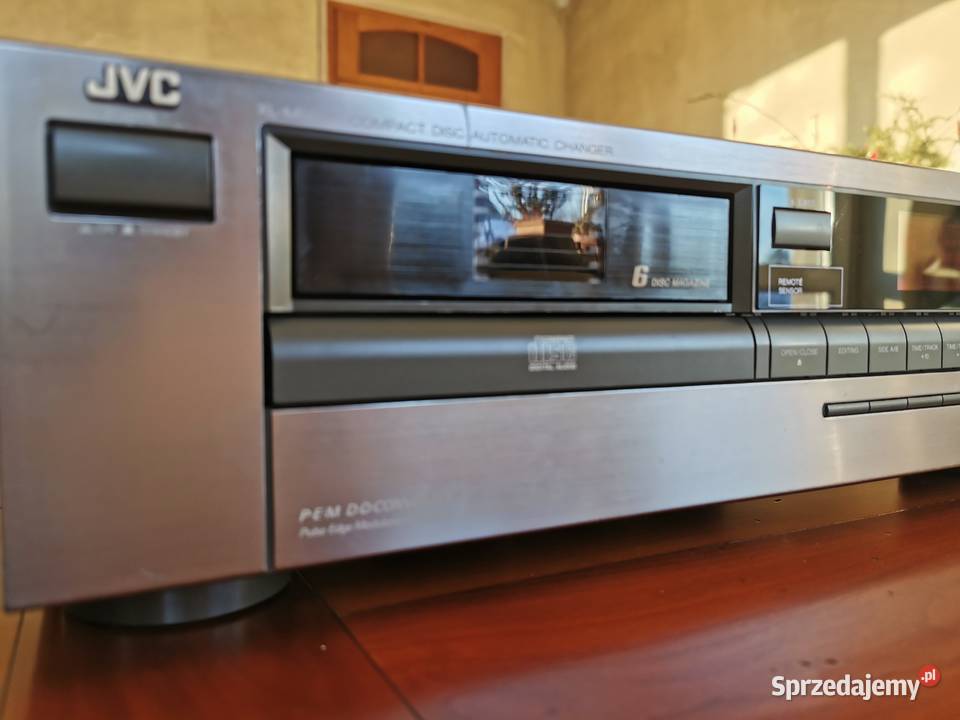 JVC zmieniarka płyt cd z odtwarzaczem XLM 505