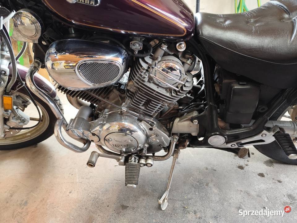 Yamaha Virago XV700Transport czterosuwowy