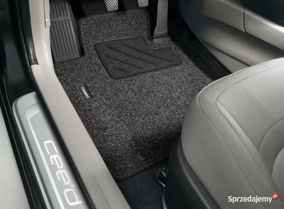 Nakładki Listwy ozdobne na progi KIA Ceed 12 sprzedam