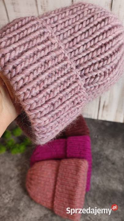 Czapki z wełny 100 handmade Uniseks Józefów