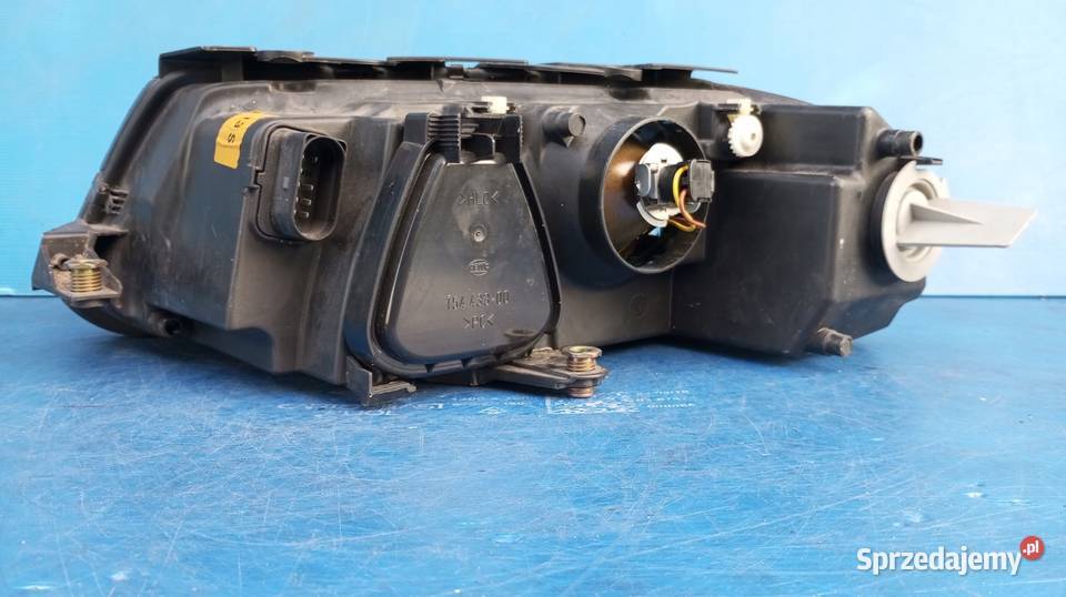 LAMPA PRAWY PRZÓD REFLEKTOR EU VOLKSWAGEN PASSAT Nowy Tomyśl