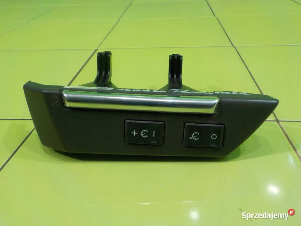 FREELANDER II 22 TD4 09r 5D przelaczniki Panele sterowania, przełączniki Suków