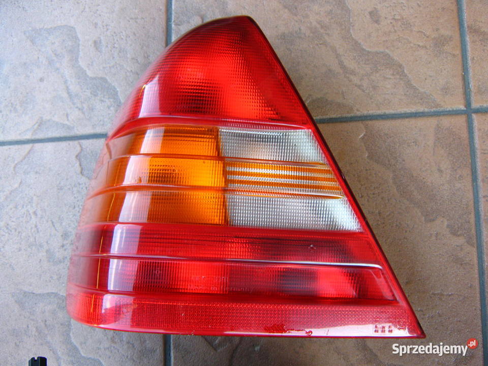 Reflektory Mercedes C200 W202 osobowe