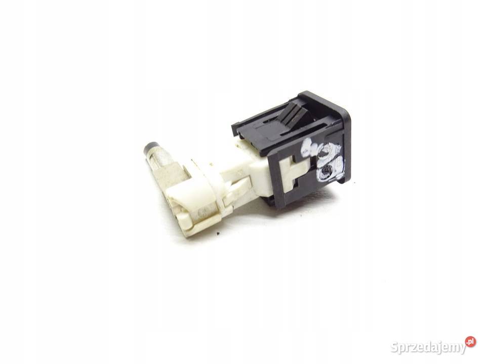 GNIAZDO PORT USB 9229294 BMW F30 F31 F20 F21