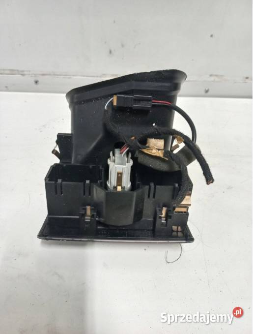 KRATKA NAWIEWU TYLNEGO Audi A6 C5 4B0819203 Chełm sprzedam