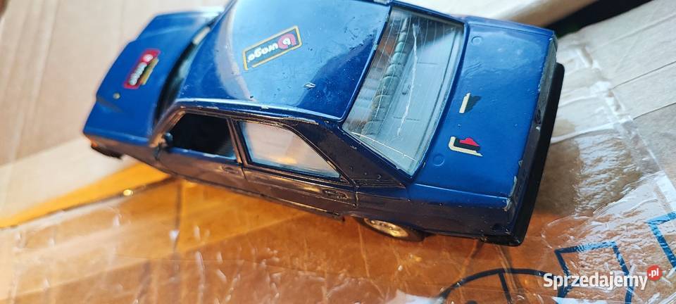 Burago Mercedes 190E 125 małopolskie