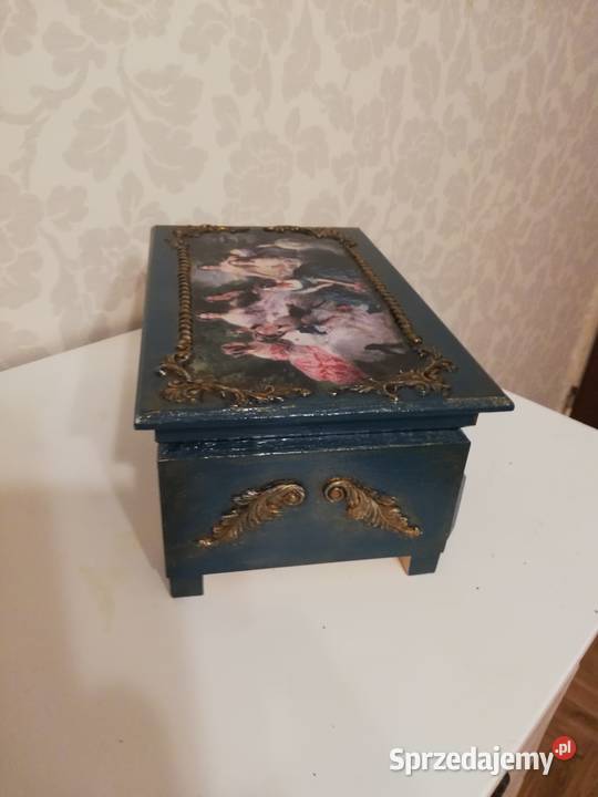 Toaletka z reliefami Rękodzieło Kraków