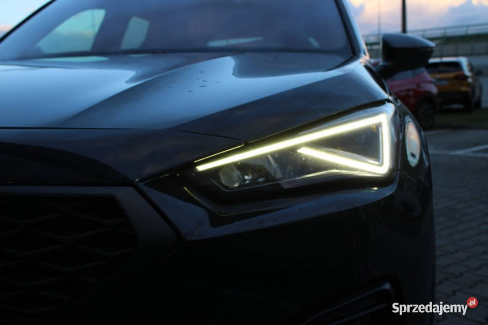 SEAT Tarraco 2022r FVAT23 Pak zima FullLED HAK automatyczna Bielsko-Biała
