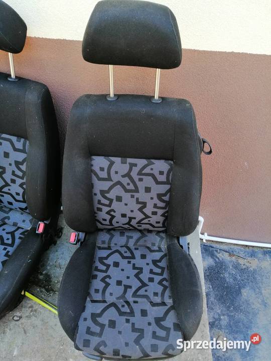 Komplet Foteli Golf IV 3 drzwi Chęciny