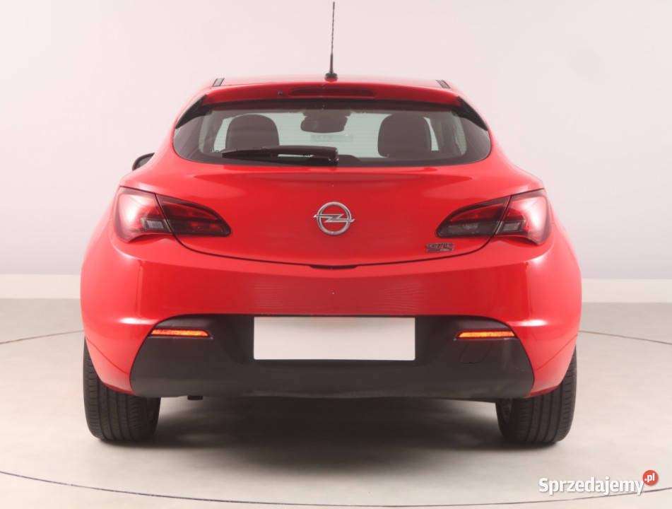 Opel Astra 14 T 88KM