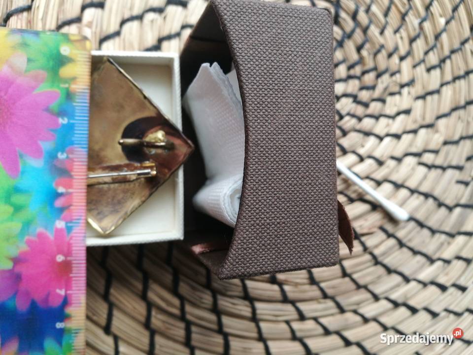 Broszka zawieszka wisior metal Choszczno